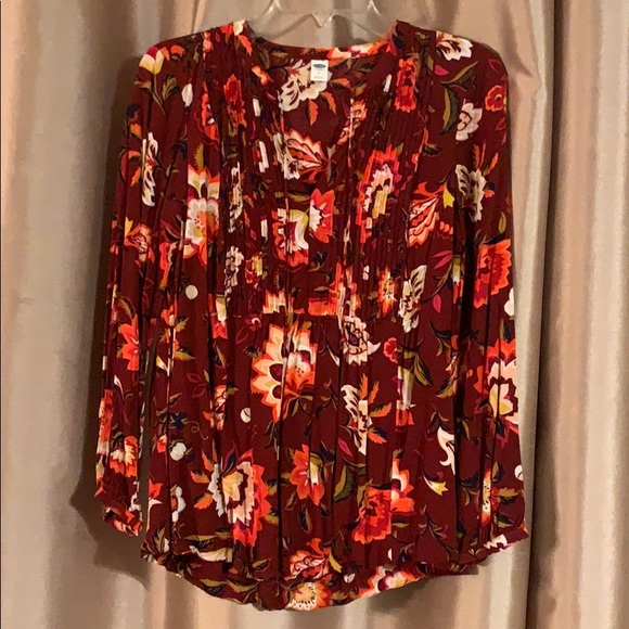 Old Navy Tops - Old Navy Floral Blouse Women Size Medium